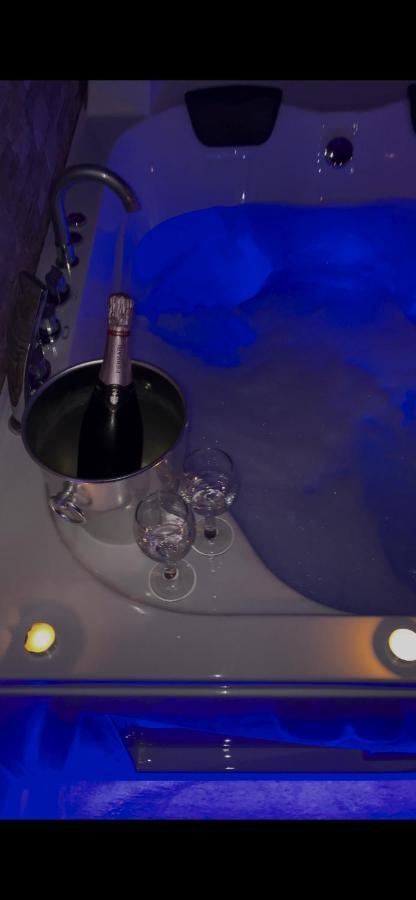 B&B La Perla & Suites Bari Extérieur photo