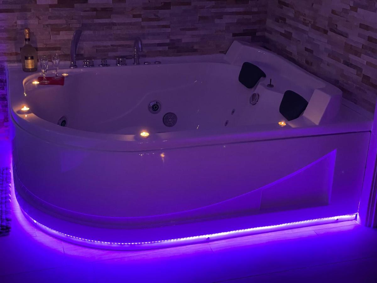 B&B La Perla & Suites Bari Extérieur photo