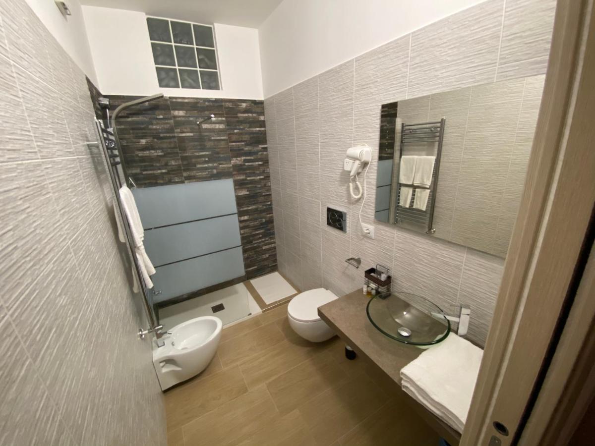 B&B La Perla & Suites Bari Extérieur photo